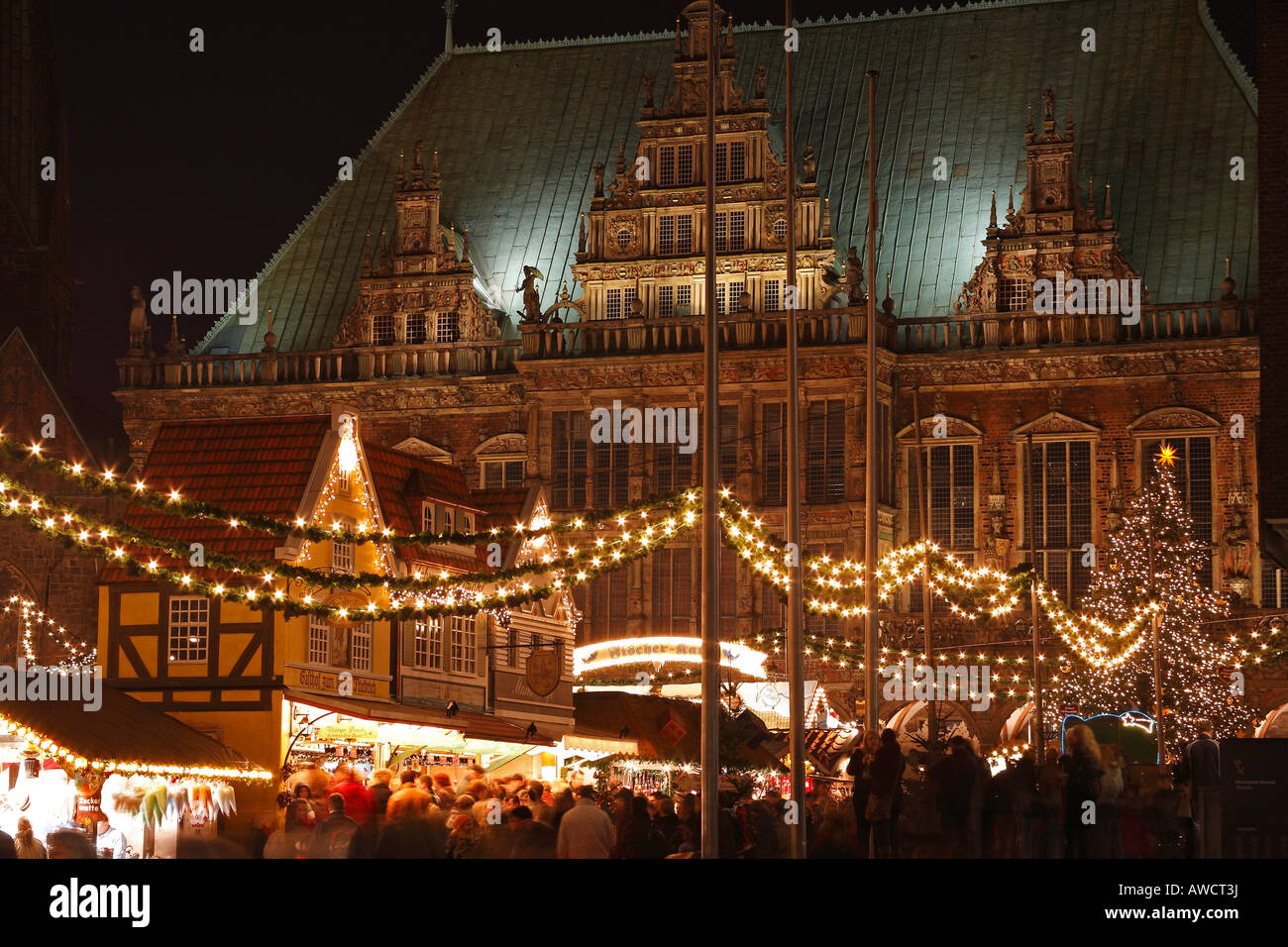 Weihnachtsmarkt vor dem Rathaus, Bremen, Deutschland, Europa Stockfoto