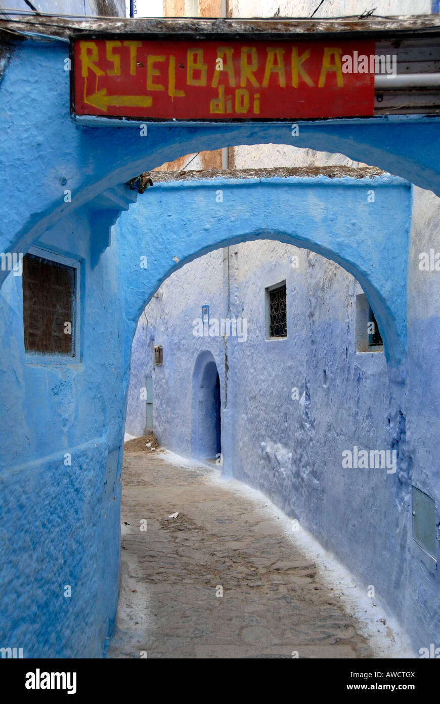 Schild Restaurant El Baraka in der blauen Medina Chefchaouen, Marokko Stockfoto