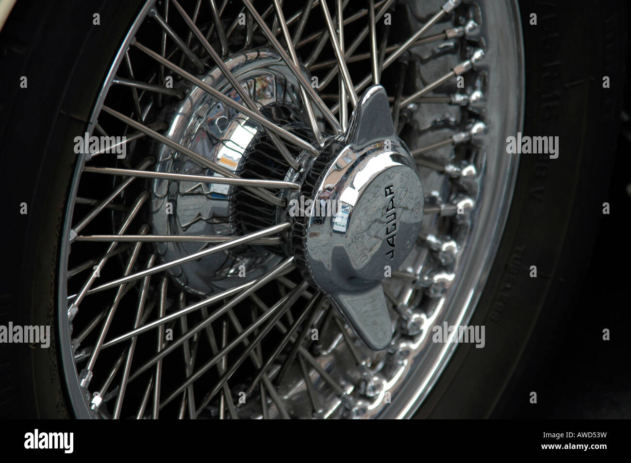 Jaguar Felgen, Oldtimerrallye 2000 Km durch Deutschland, Schwaebisch Gmuend, Baden Württemberg, Deutschland, Europa Stockfoto