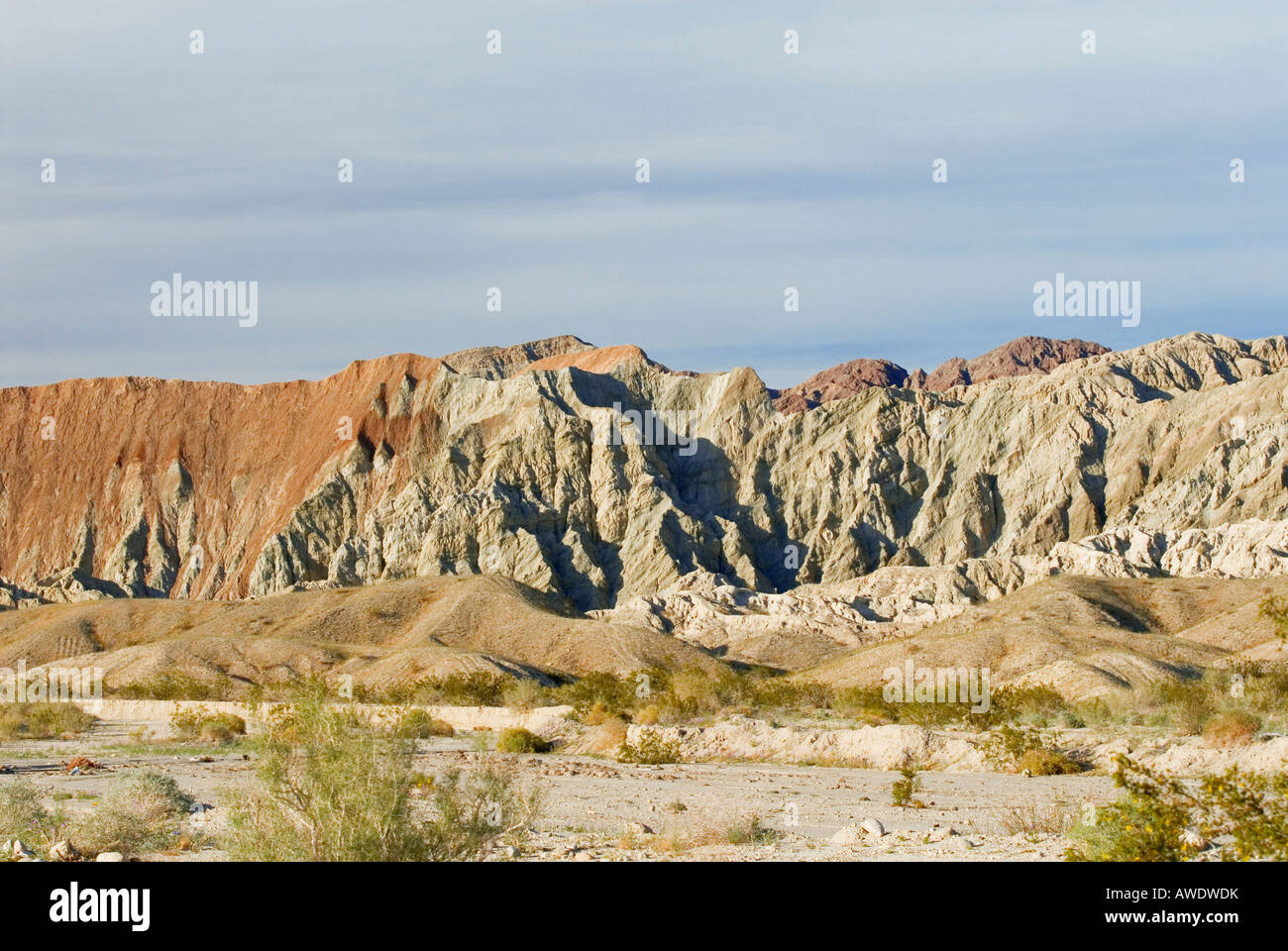 Erodierten Mekka Hügel auf der San-Andreas-Verwerfungslinie mit Blick auf die Salton Sea-Kalifornien Stockfoto