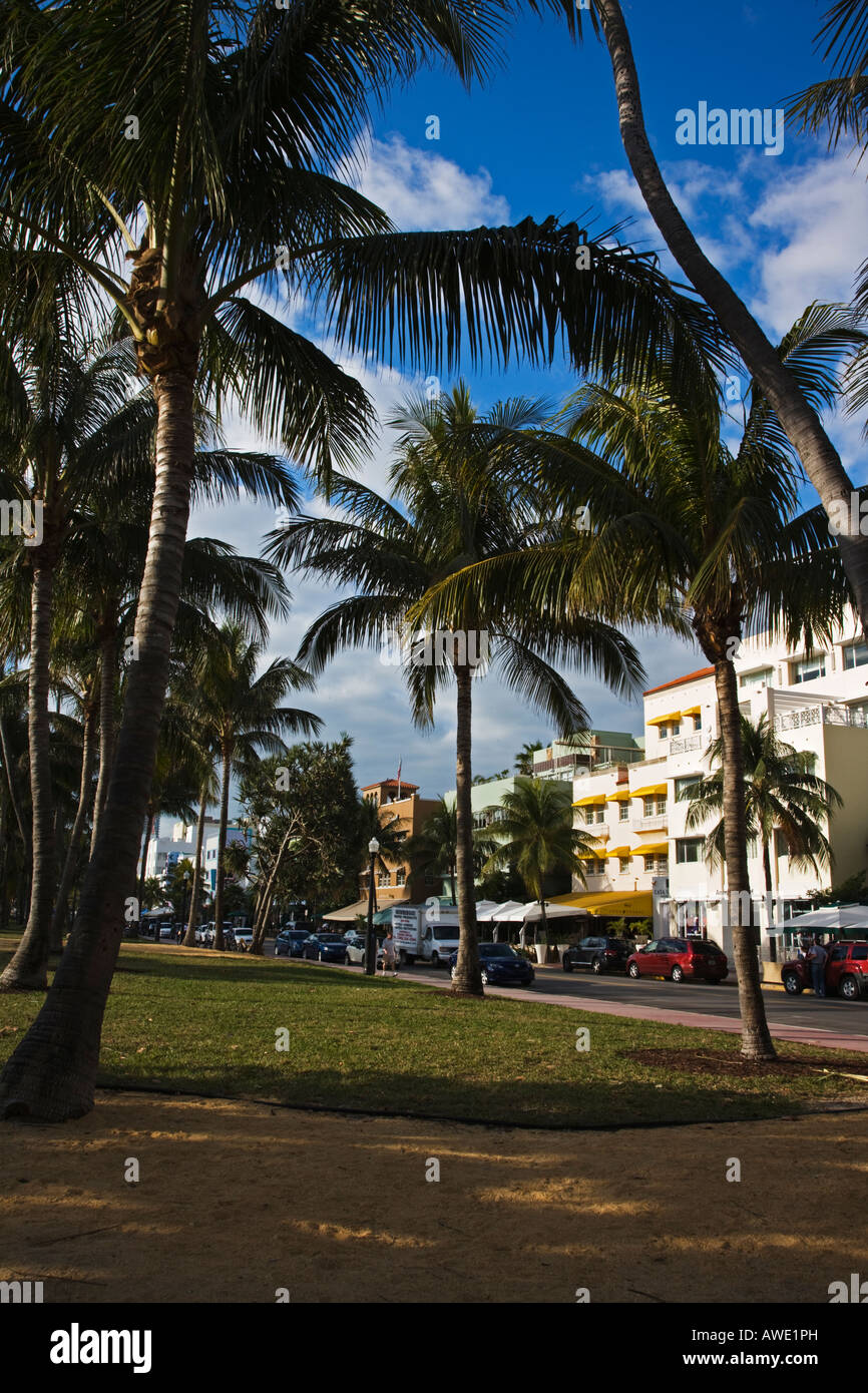 Die berühmten Art-Deco-Viertel von Ocean Drive in South Beach Miami Florida Vereinigte Staaten Stockfoto
