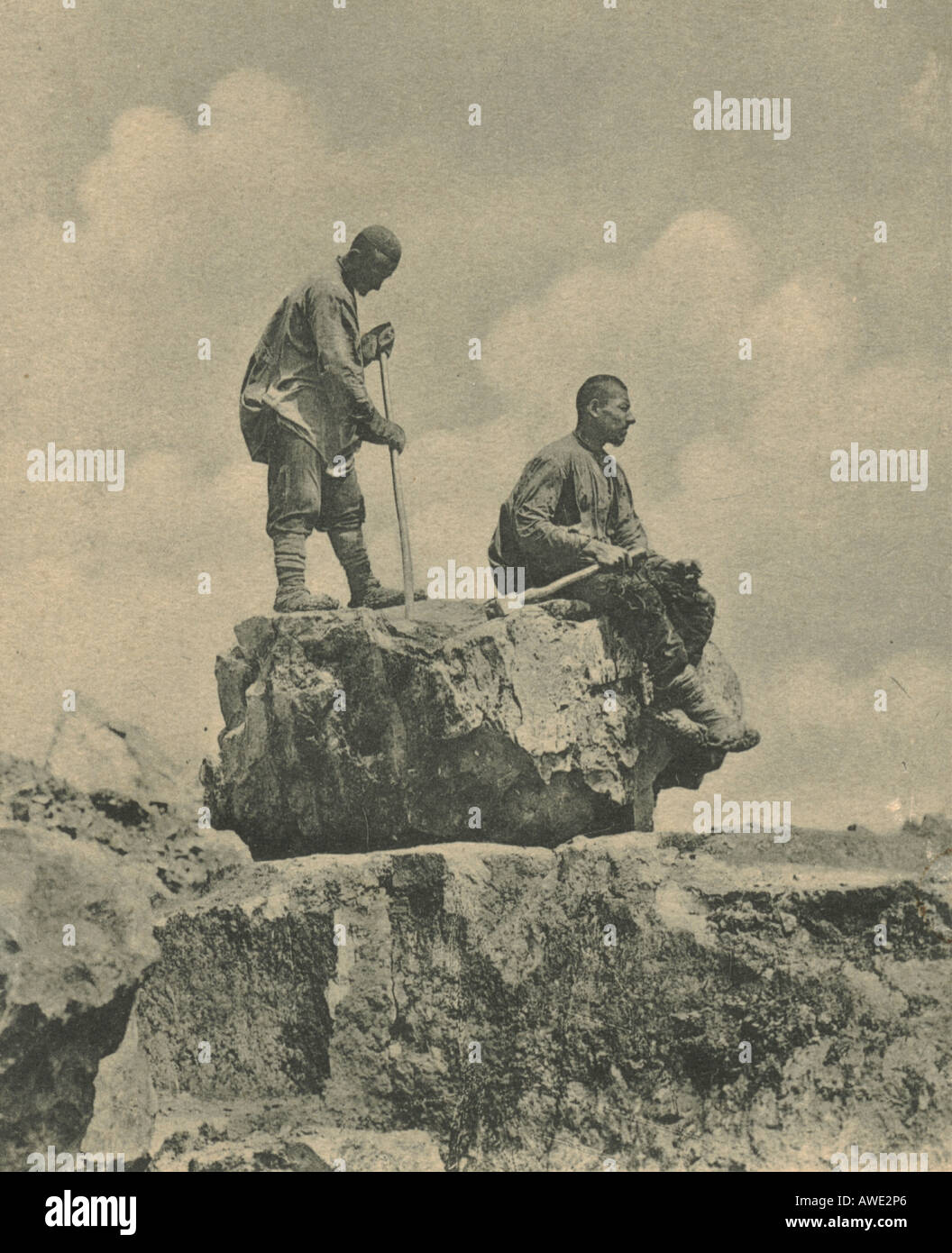 Russische Ansichtskarte von Steinbrucharbeitern in Zhiguli Bergen, Russland circa 1905 Stockfoto