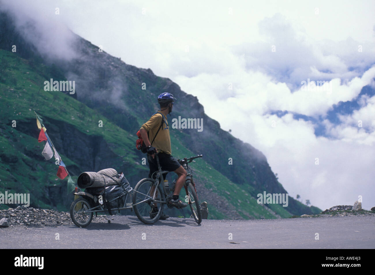 Mountain Bike Expedition entlang der Manali nach Leh Road, Ladakh, Indien Stockfoto