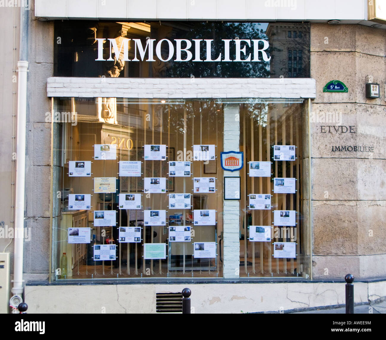 Französische Immobilienmakler Shop Paris Frankreich Europa Stockfoto