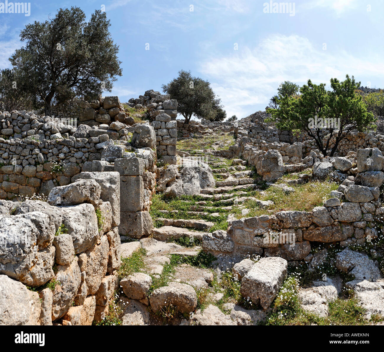 Wunderschone Dorische Ruinenstatte Auf Kreta Bilder