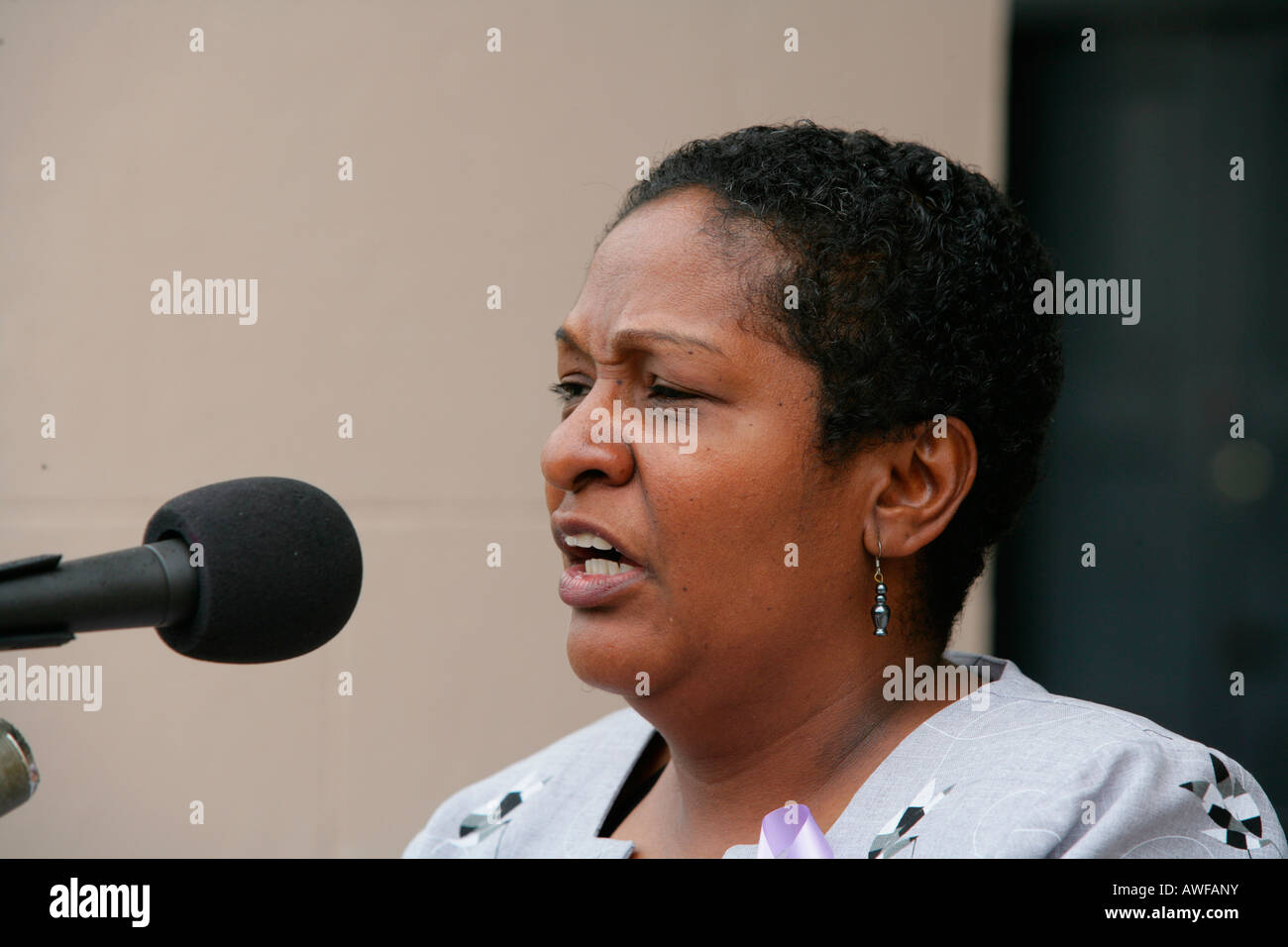 Minister für soziale Angelegenheiten Priya Manickchand Protest gegen Gewalt gegen Frauen, Georgetown, Guyana, Süden bin anlässlich Stockfoto