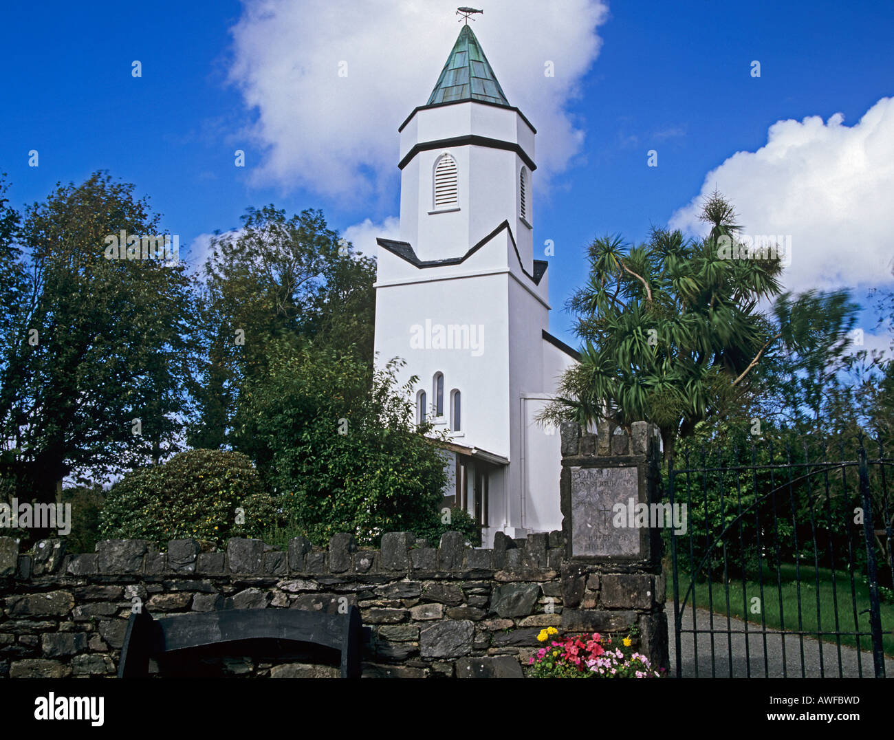 SNEEM COUNTY KERRY Republik von Irland Europäische UNION erbaute die weiße Kirche der Verklärung gewaschen September 1865 Stockfoto