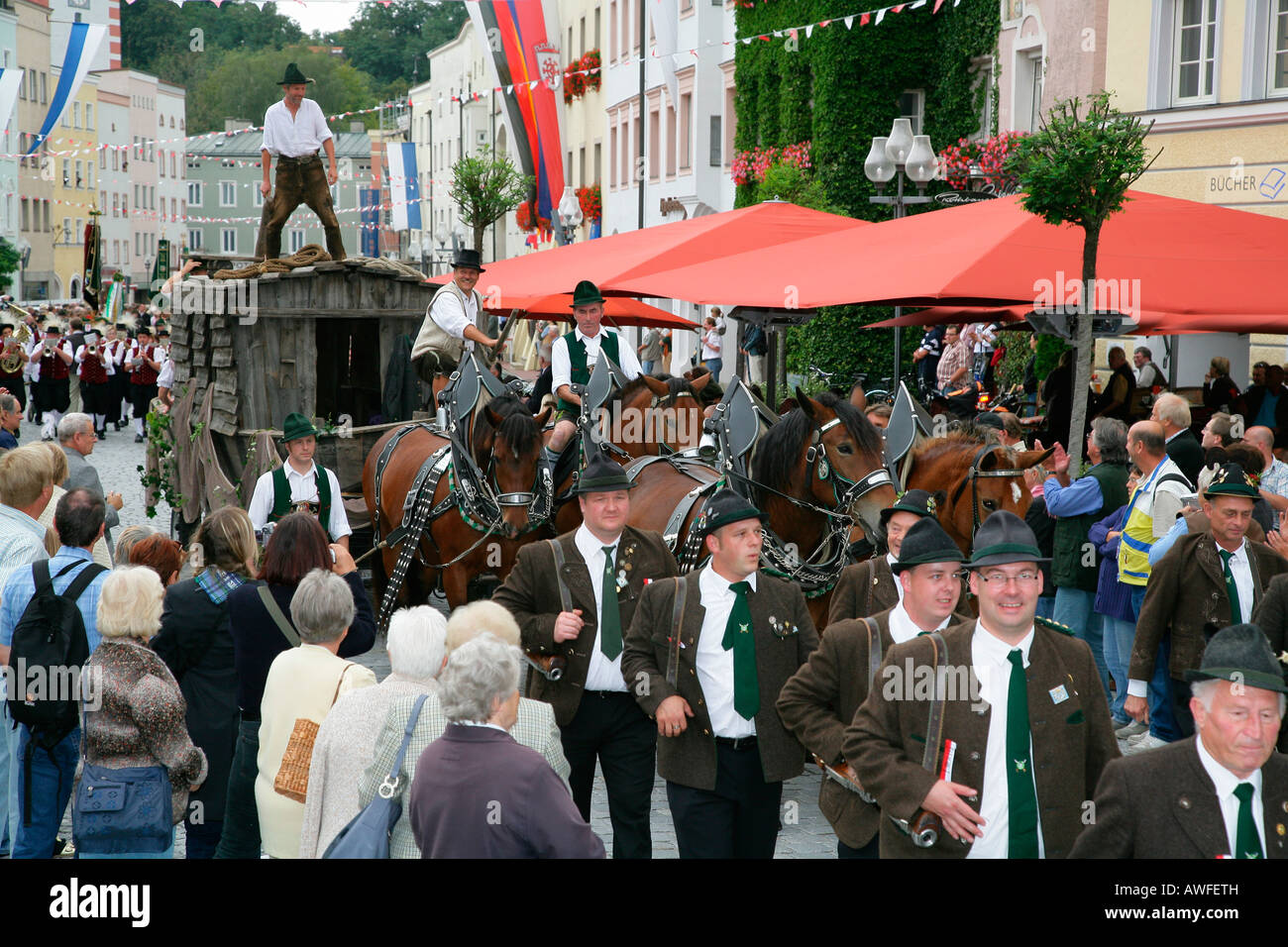 Ein internationales Festival für Tracht in Muehldorf bin Inn, Upper Bavaria, Bavaria, Germany, Europe Stockfoto