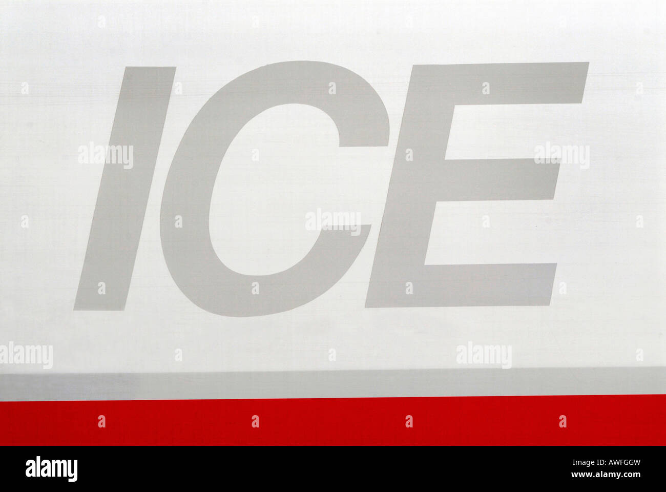 ICE (ICE) Logo, Deutschlands Hochgeschwindigkeitszüge Stockfoto