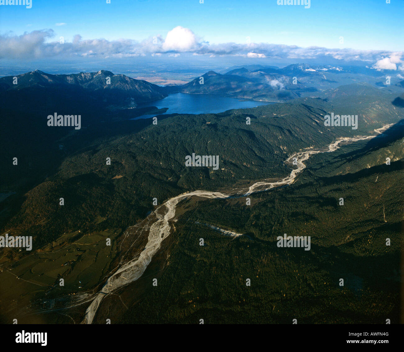 Blick von der Isar in der Nähe von Wallgau und Walchensee See, Bayerische Voralpen, Upper Bavaria, Bayern, Deutschland, Europa Stockfoto