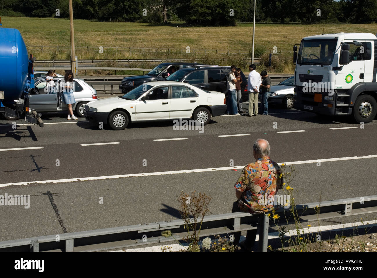 Stau Verkehr Stau M25 Autobahn im Stillstand Junction 5 in Kent nach schweren Unfall 8. August 2006 Stockfoto