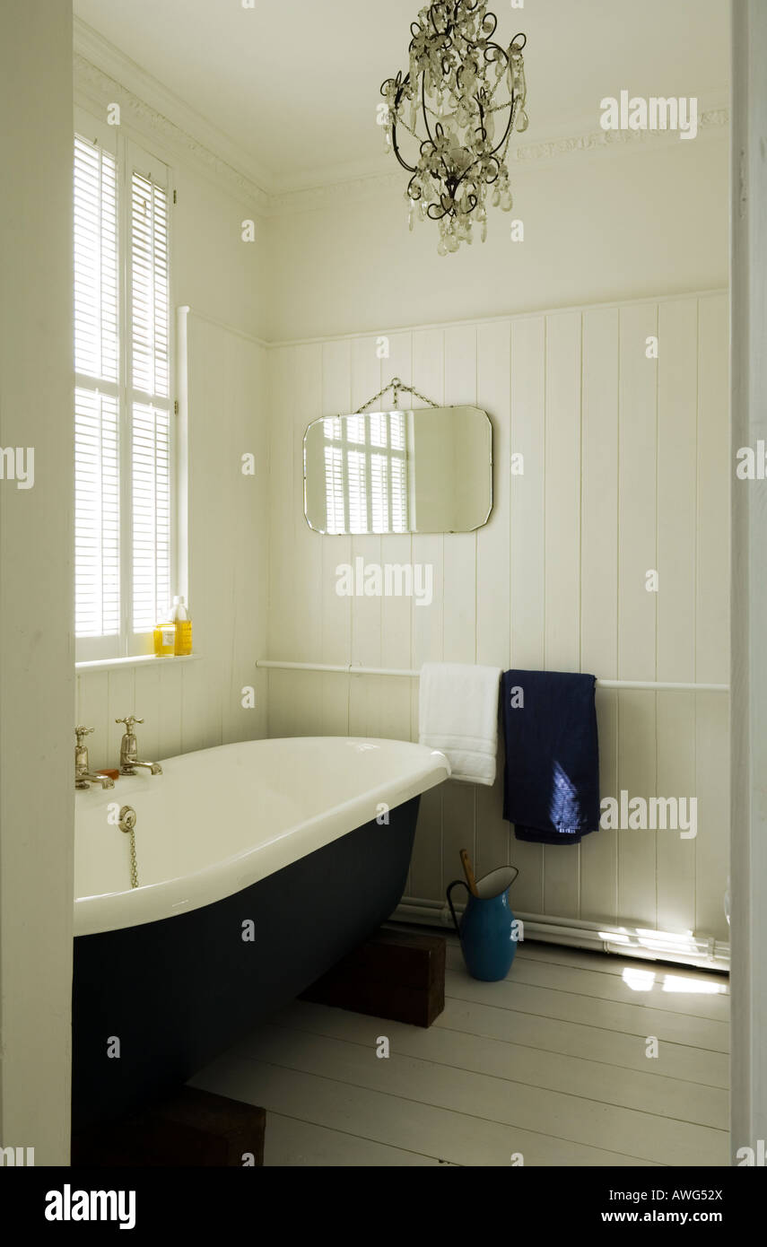 Badezimmer im Haus eines bekannten Londoner Küchenchefs Stockfoto