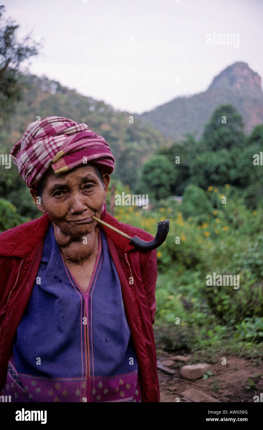 Menschen thailand lahu lisu frau Fotos und Bildmaterial in hoher