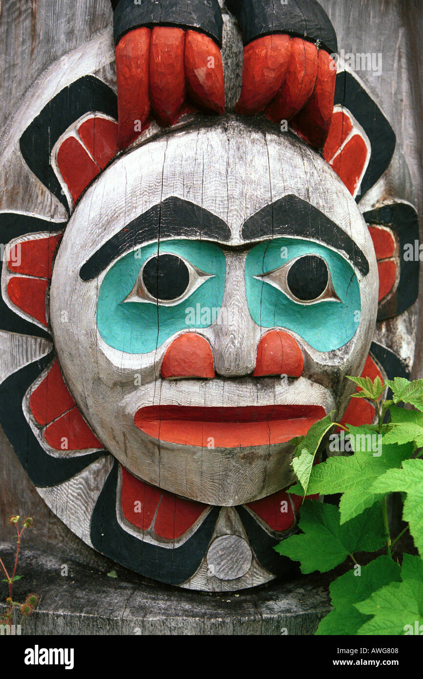 Toten im Saxman Dorf Ketchikan Alaska schnitzen Stockfoto