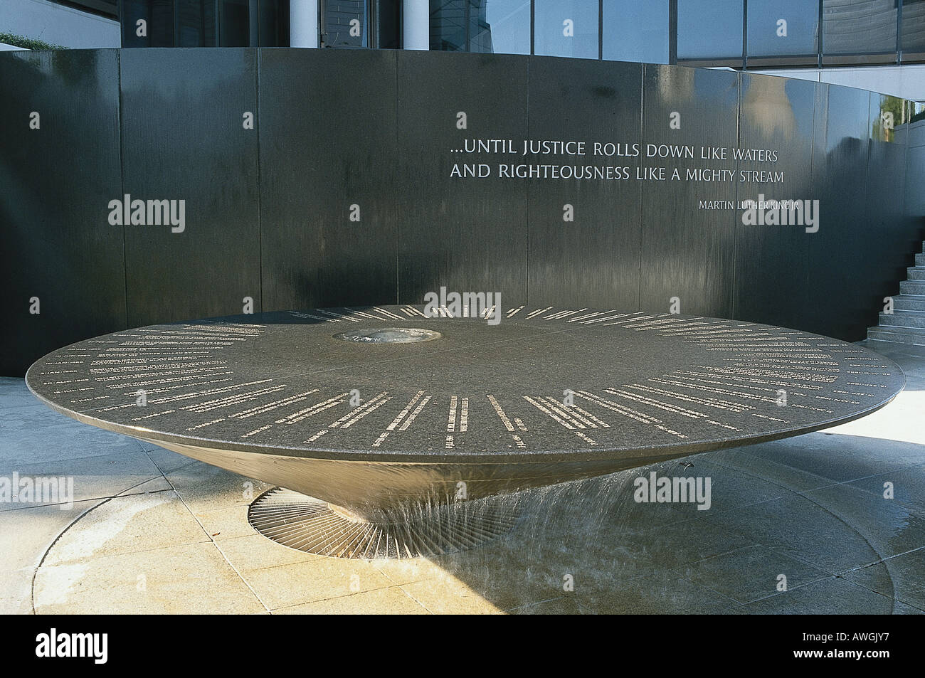USA, Alabama, Montgomery, Civil Rights Memorial Fountain, entworfen von Maya Lin Stockfoto
