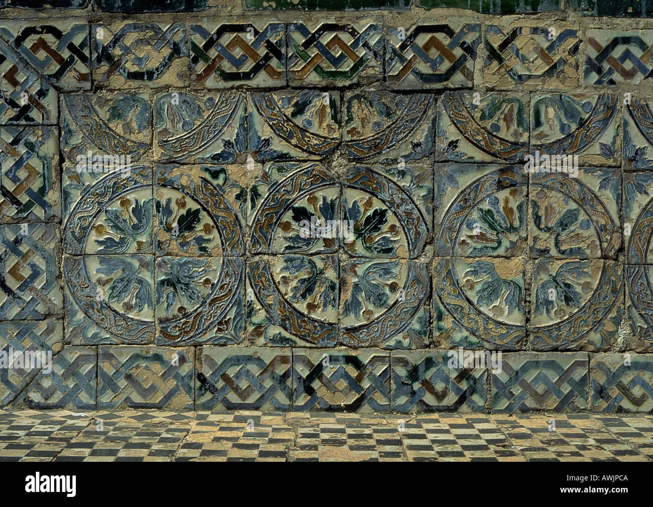 Fliesen-Mosaik mit Blumenmotiv, Nahaufnahme Stockfoto