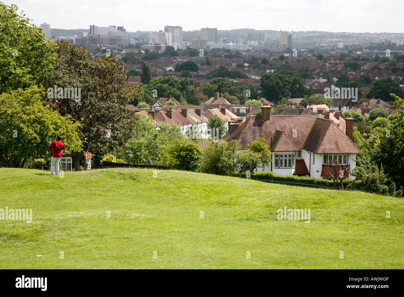 Blick nach Süden in Richtung Croydon aus Pollards Hill, Norbury, London Stockfoto