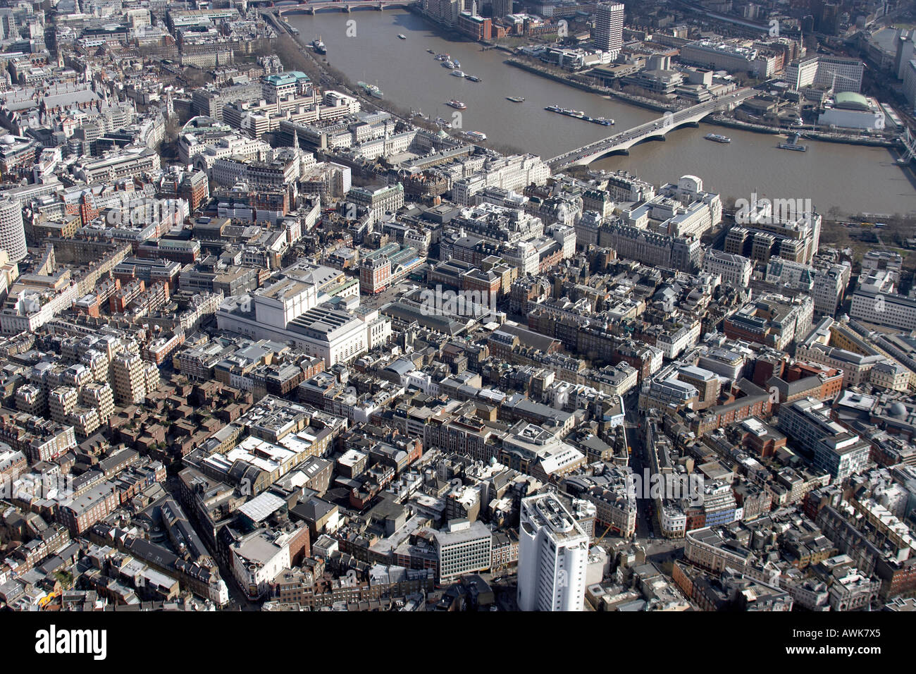 Hohen Niveau schrägen Luftbild South East Of Royal Opera House und Covent Gardens Stockfoto