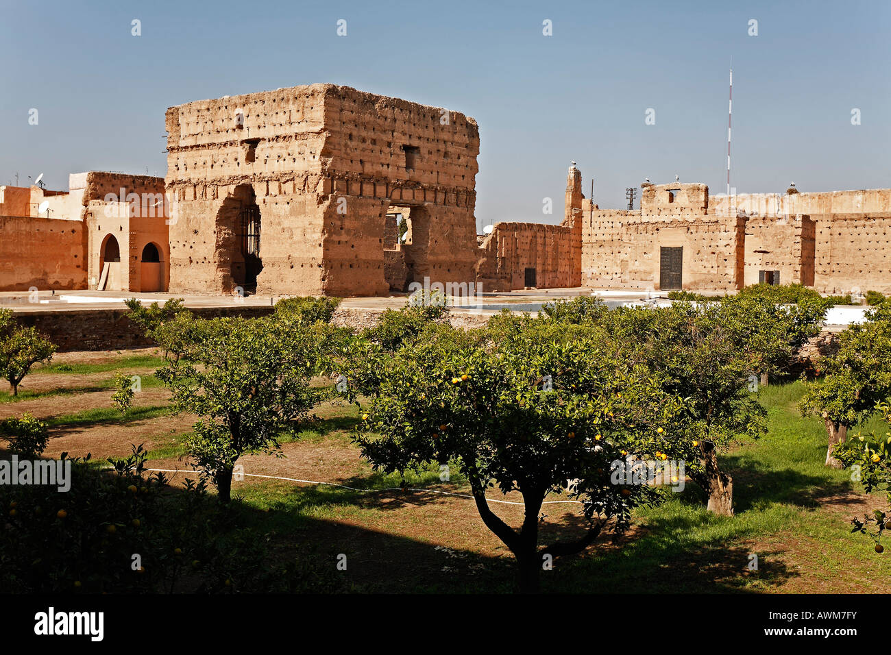 Ruinen einer riesigen Halle, Innenhof des Palais El Badi, Marrakesch, Marokko, Afrika Stockfoto