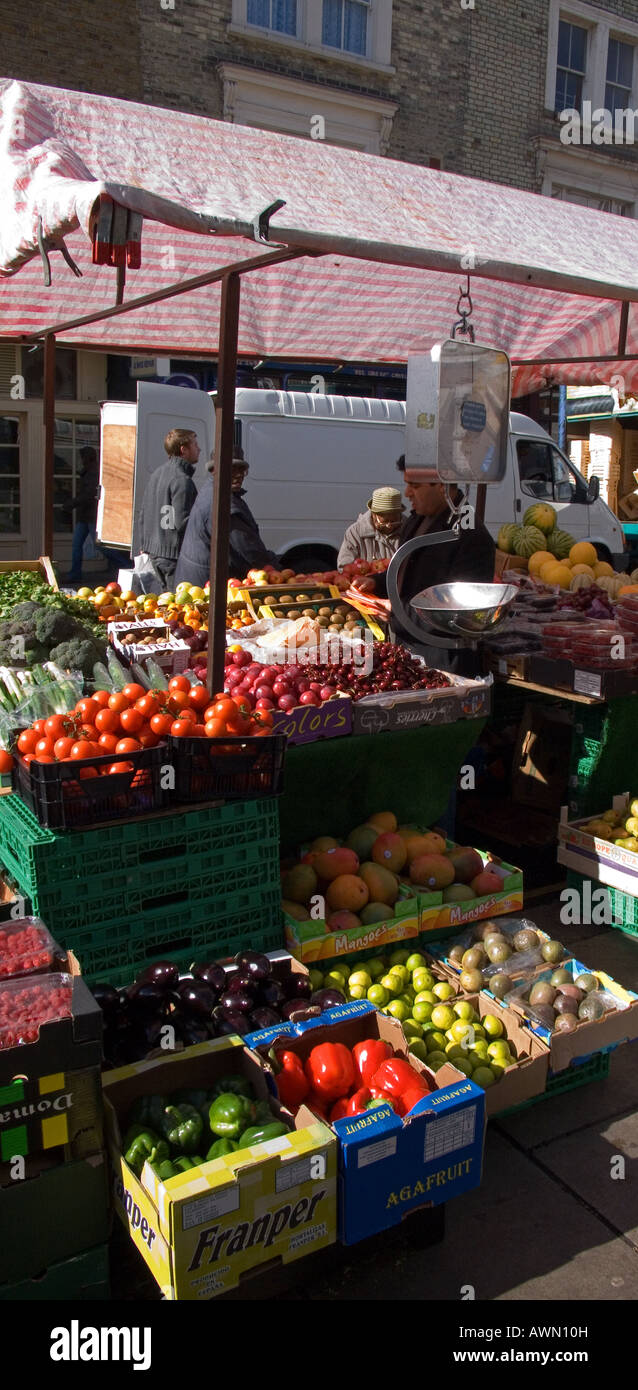 Obst und Gemüse stand, Portobello Road, Notting Hill, London W11 Stockfoto