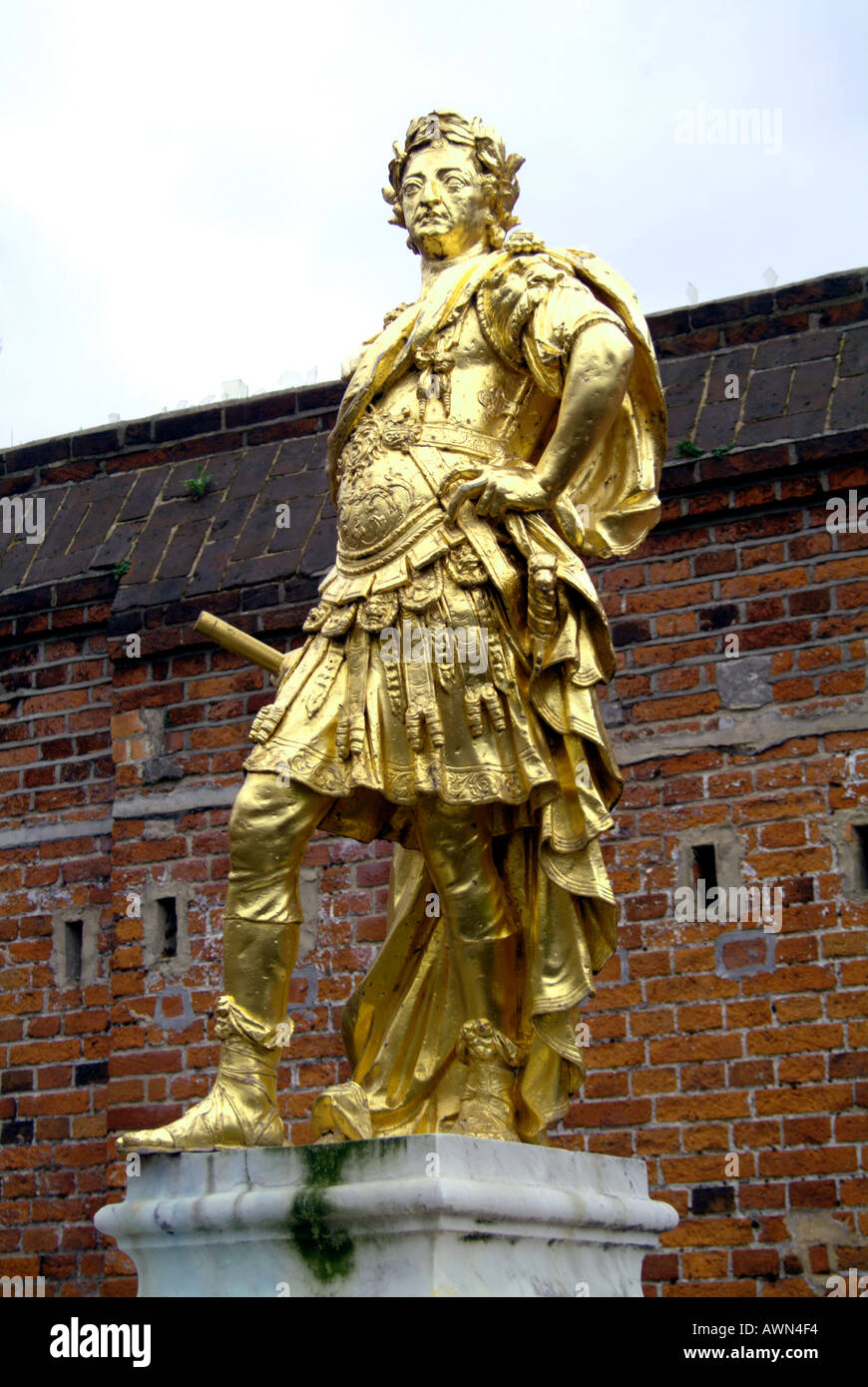 Vergoldete Statue von William III gekleidet wie ein römischer Zenturio Portsmouth England Stockfoto