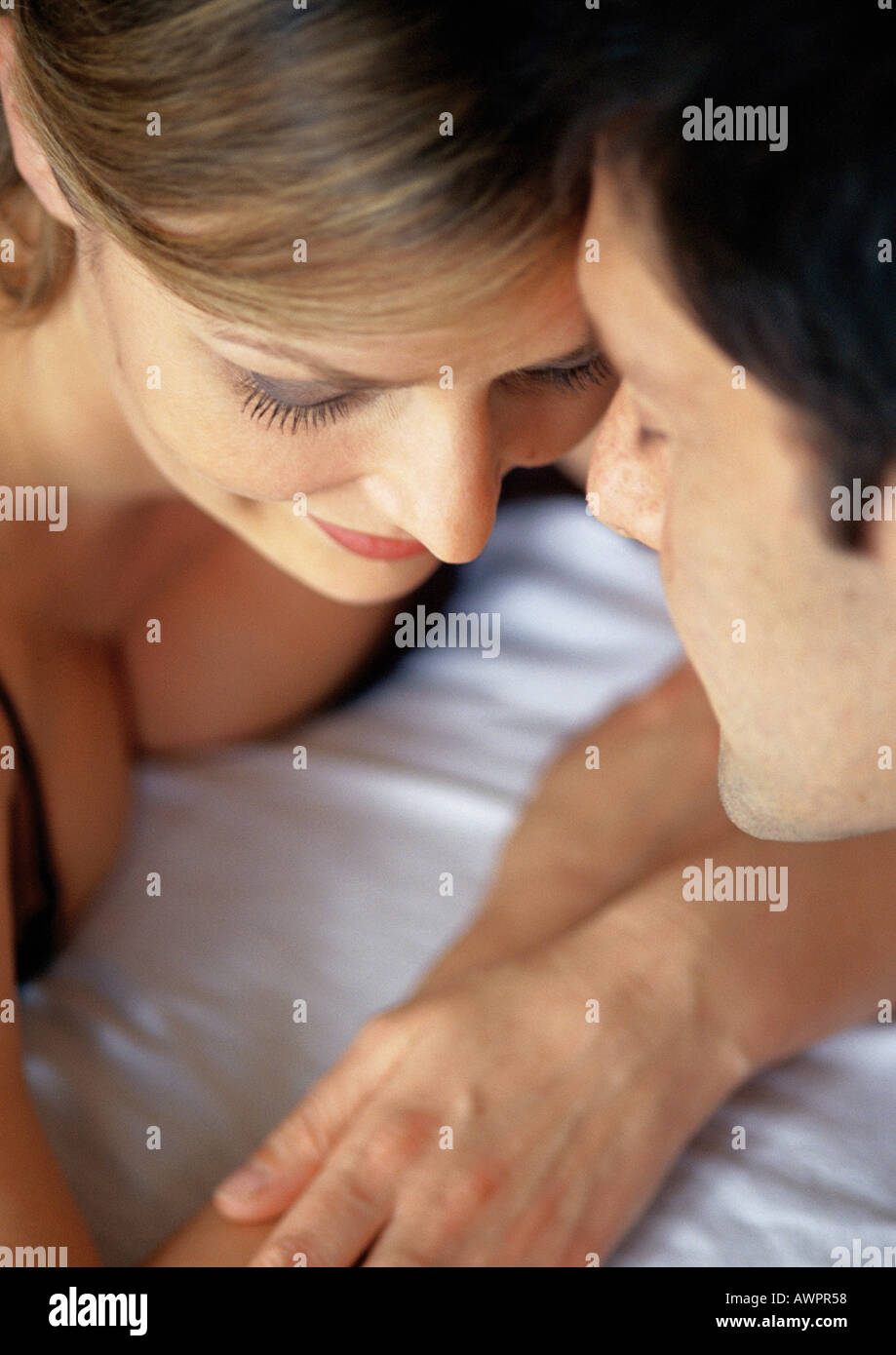 Paar, liegen, von Angesicht zu Angesicht, Nahaufnahme Stockfoto