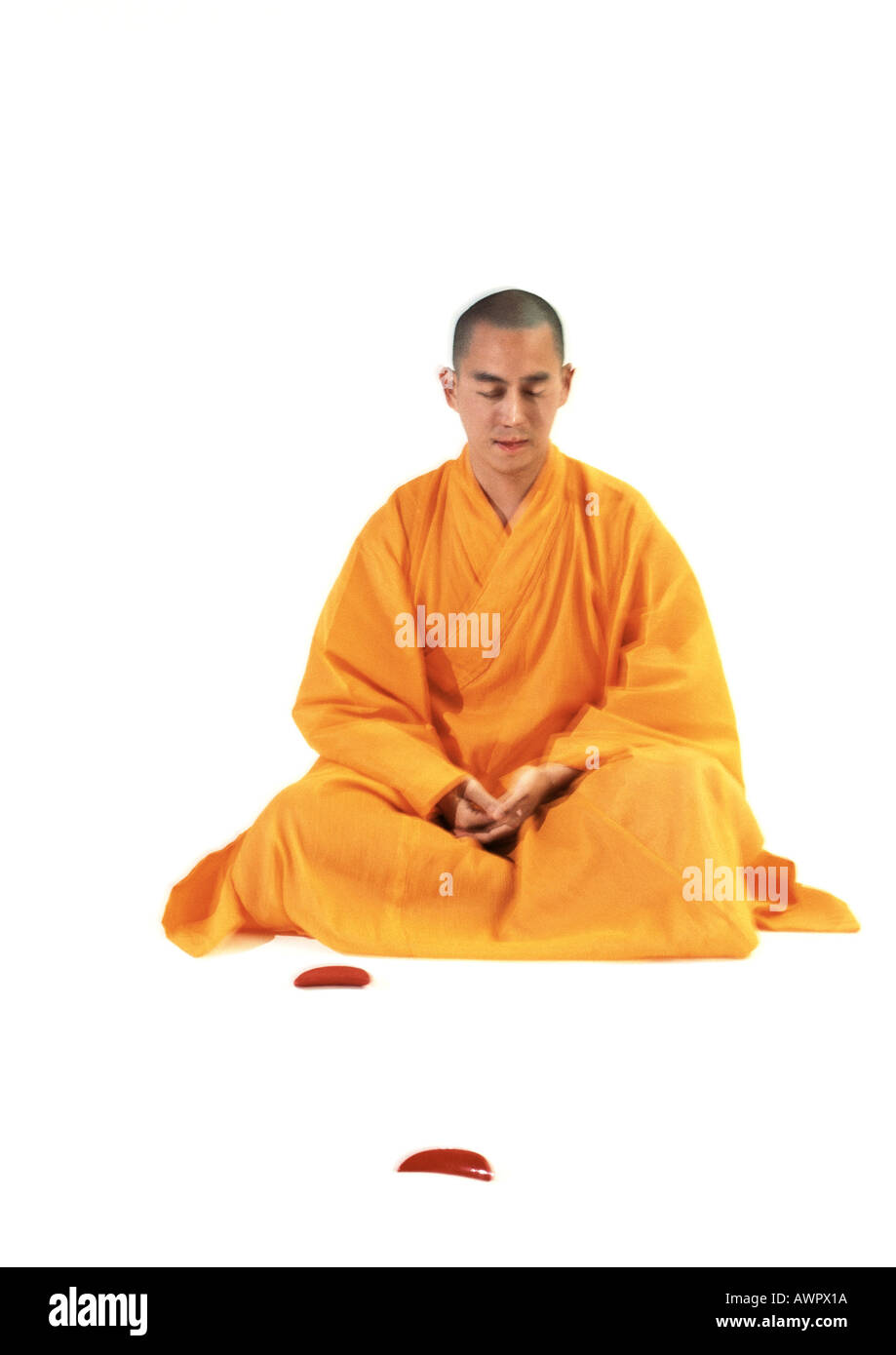 Buddhistischer Mönch zu meditieren Stockfoto