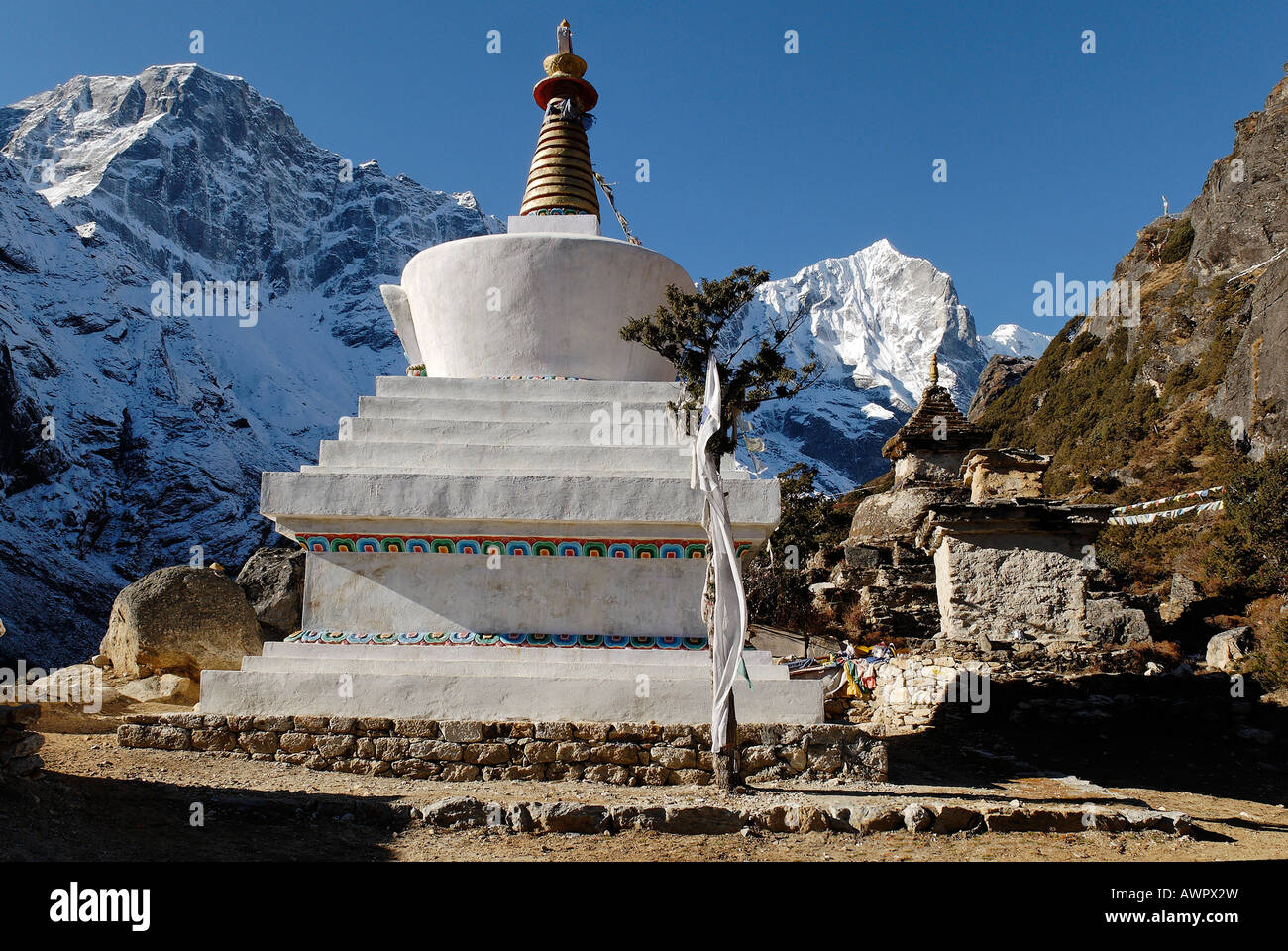 Historischen Stupa in Thame, Bhote Koshi Tal, Khumbu Himal, Sagarmatha Nationalpark, Nepal Stockfoto