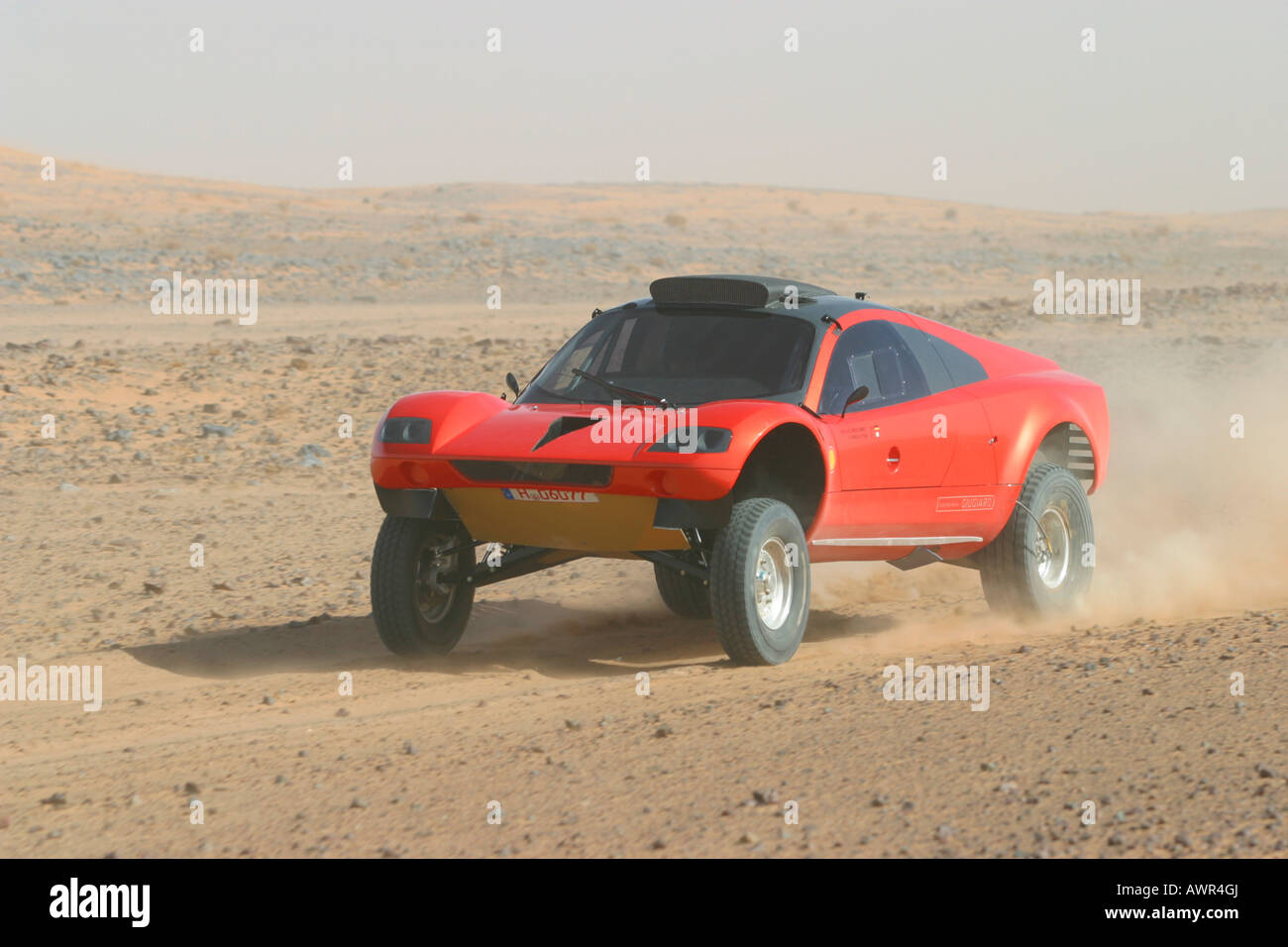 Paris-Dakar Tarek Fahrzeug Prototypen testen in Marokko, VW, Treiber, Jutta Kleinschmidt, Co-Pilot Fabrizia Pons, Marokko, Afrika Stockfoto