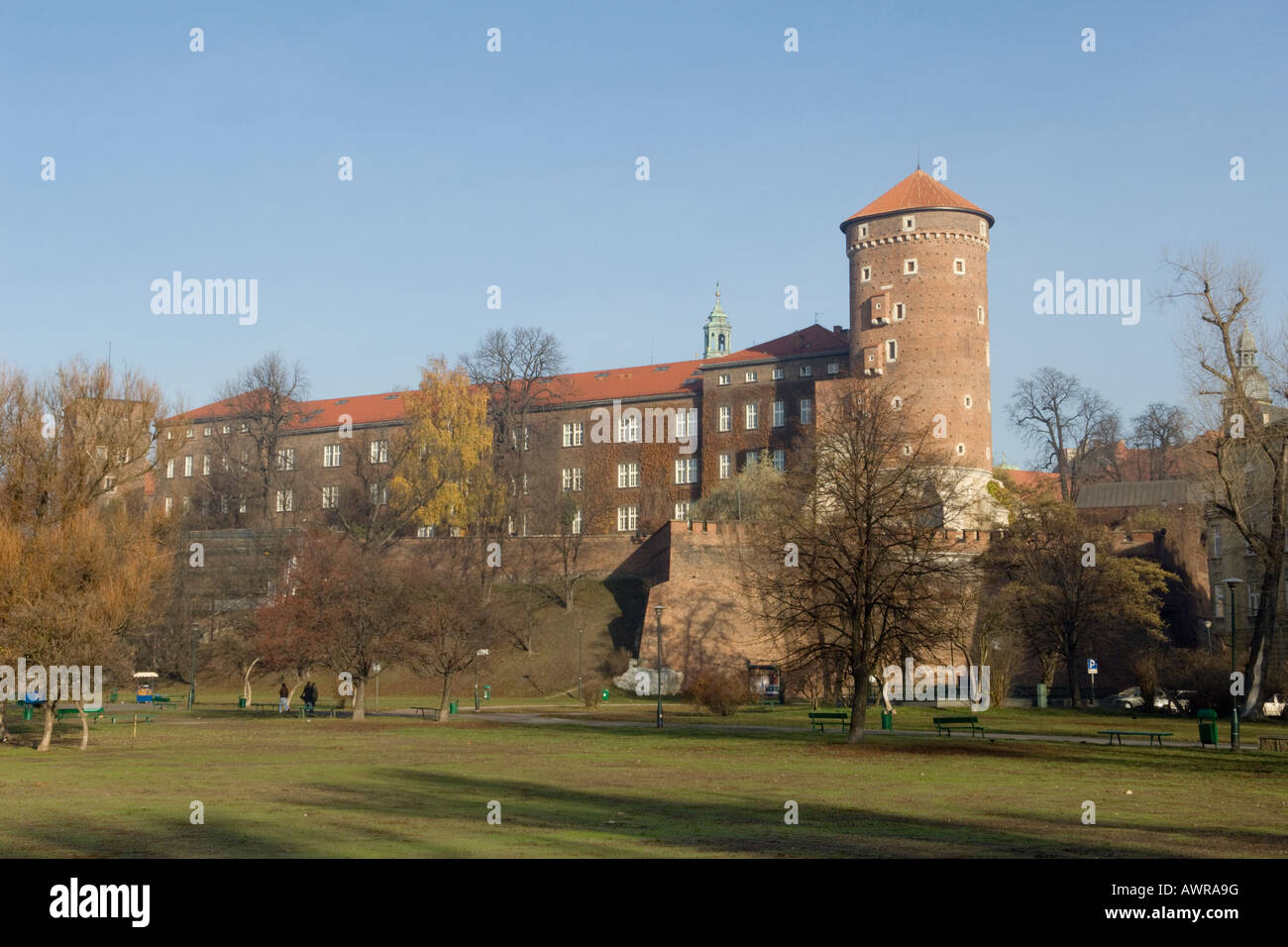 Ein Blick auf das Schloss Wawel und Wawel-Hügel in Krakau, Polen Stockfoto