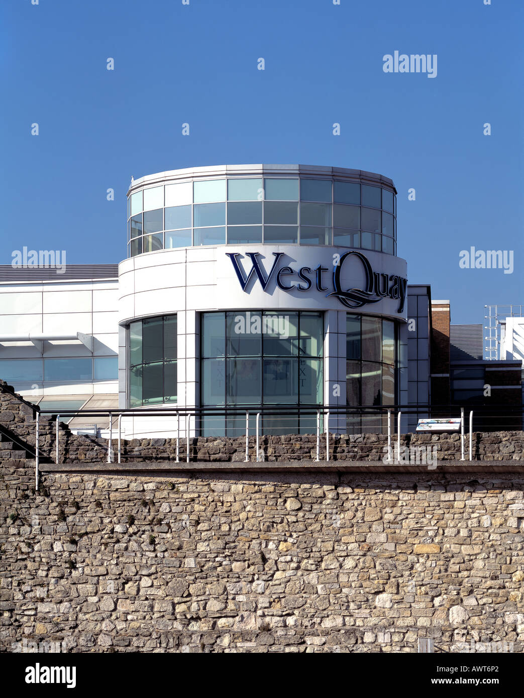 WESTCROSS SHOPPING CENTRE, SOUTHAMPTON, UK Stockfoto