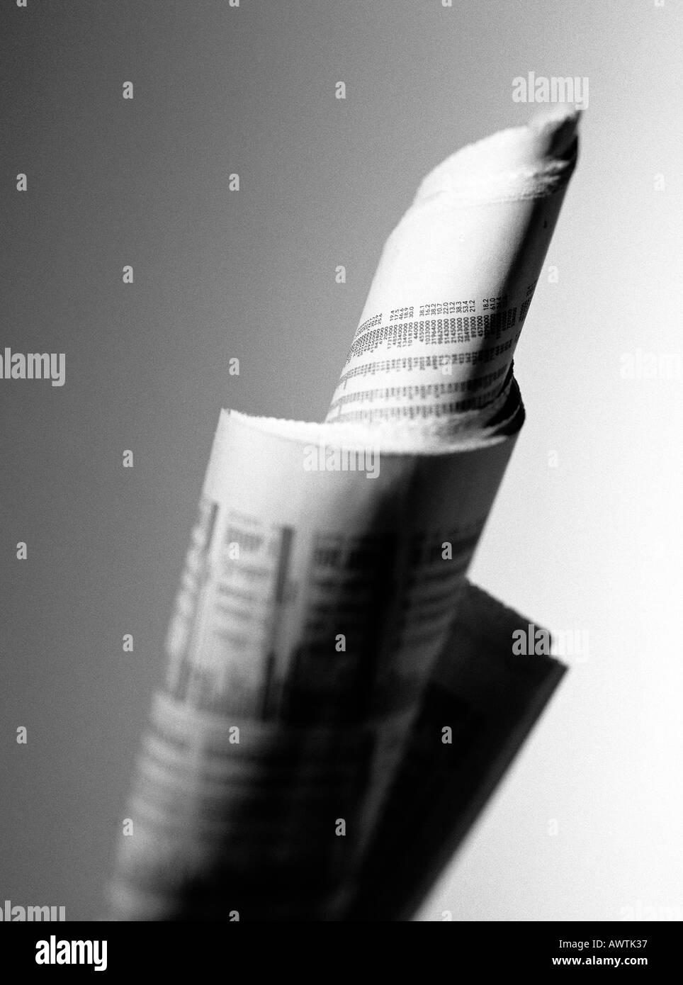 Gerollte Zeitung, close-up Stockfoto