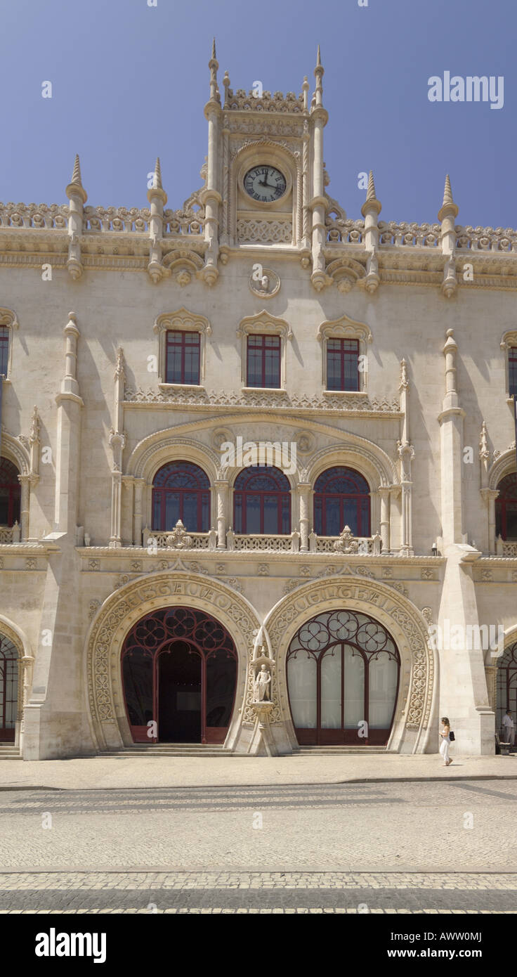 Portugal Lissabon Rossio Bahnhof Station Fassade ein Neo-manuelinischen Stil Gebäude im Stadtteil Baixa Stadtzentrum Stockfoto