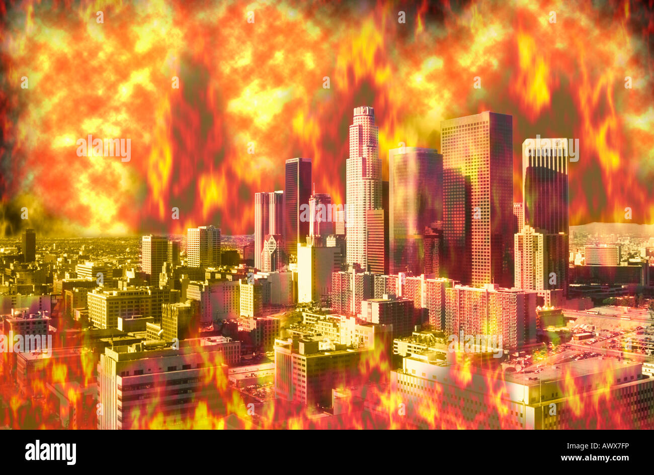 Zusammengesetztes Bild von Los Angeles verschlungen in Flammen aufgrund der globalen Erwärmung Stockfoto