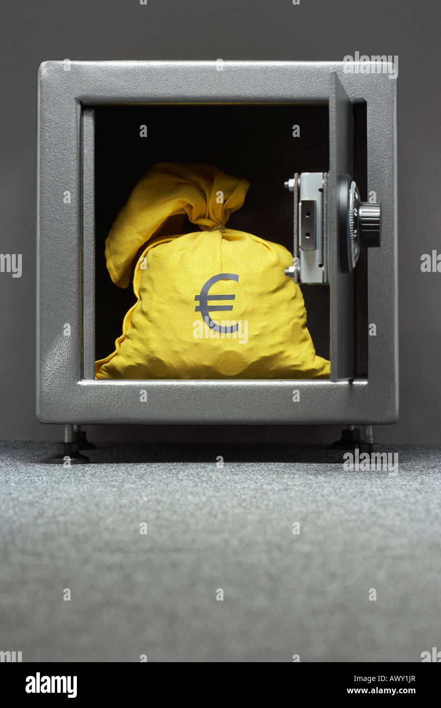 Mit Euro-Symbol in sicheren entlassen Stockfoto