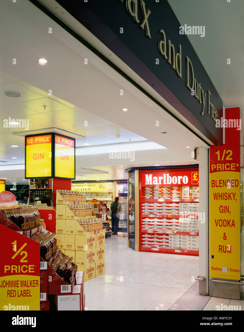 DUTY FREE - TERMINAL 2, UK Stockfoto