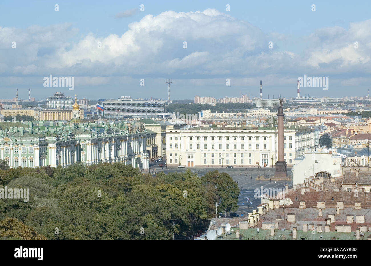 ein Blick auf den Schlossplatz in Sankt petersburg Stockfoto