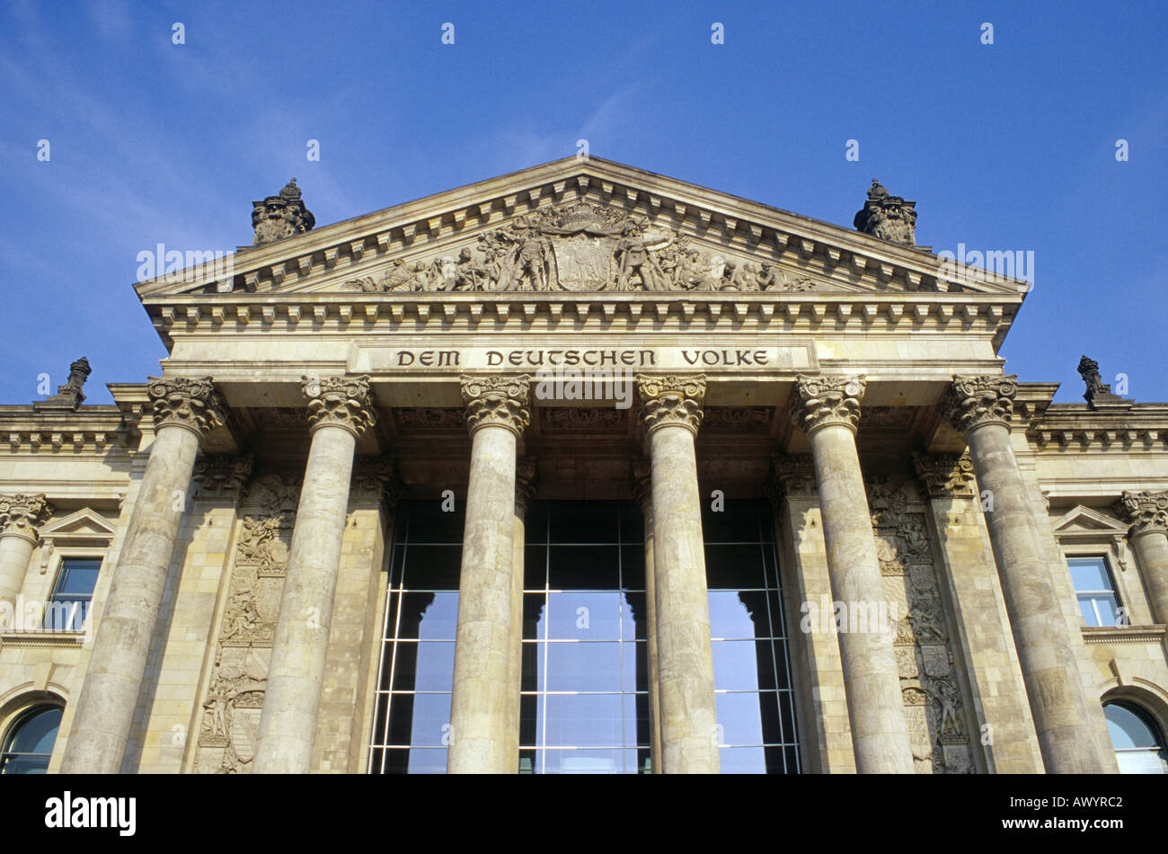 Nach oben auf dem Reichstag in Berlin, Deutschland. Stockfoto