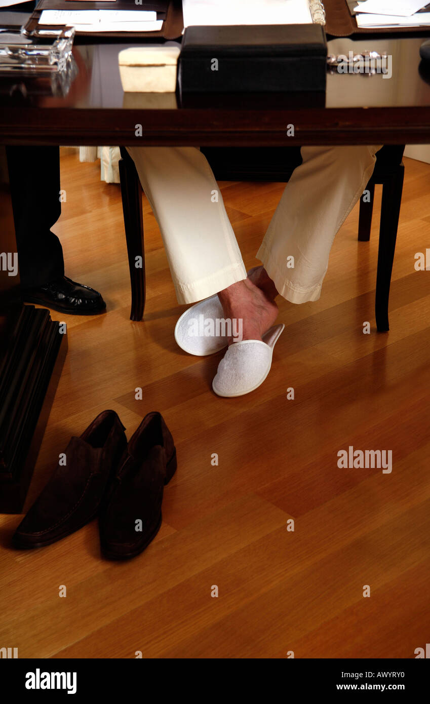 Geschäftsmann, arbeiten in einem Hotelzimmer Stockfoto