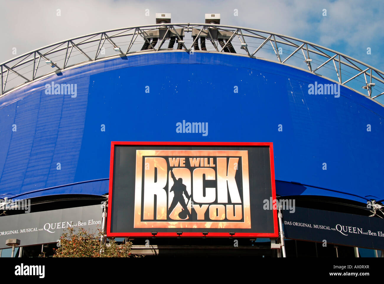 Musikalischen Zelt (We Will Rock You), Köln, NordrheinWestfalen