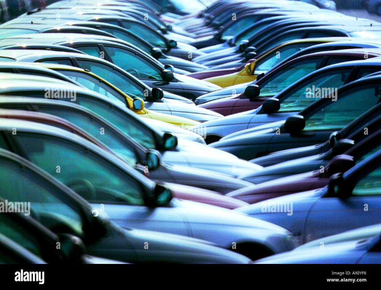 Honda Autos made in Japan und Amerika warten für den Vertrieb in Avonmouth Docks in der Nähe von Bristol Stockfoto