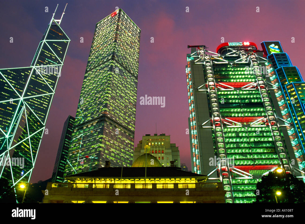 China, Hongkong, Central, Nacht Blick auf Statue Square Stockfoto