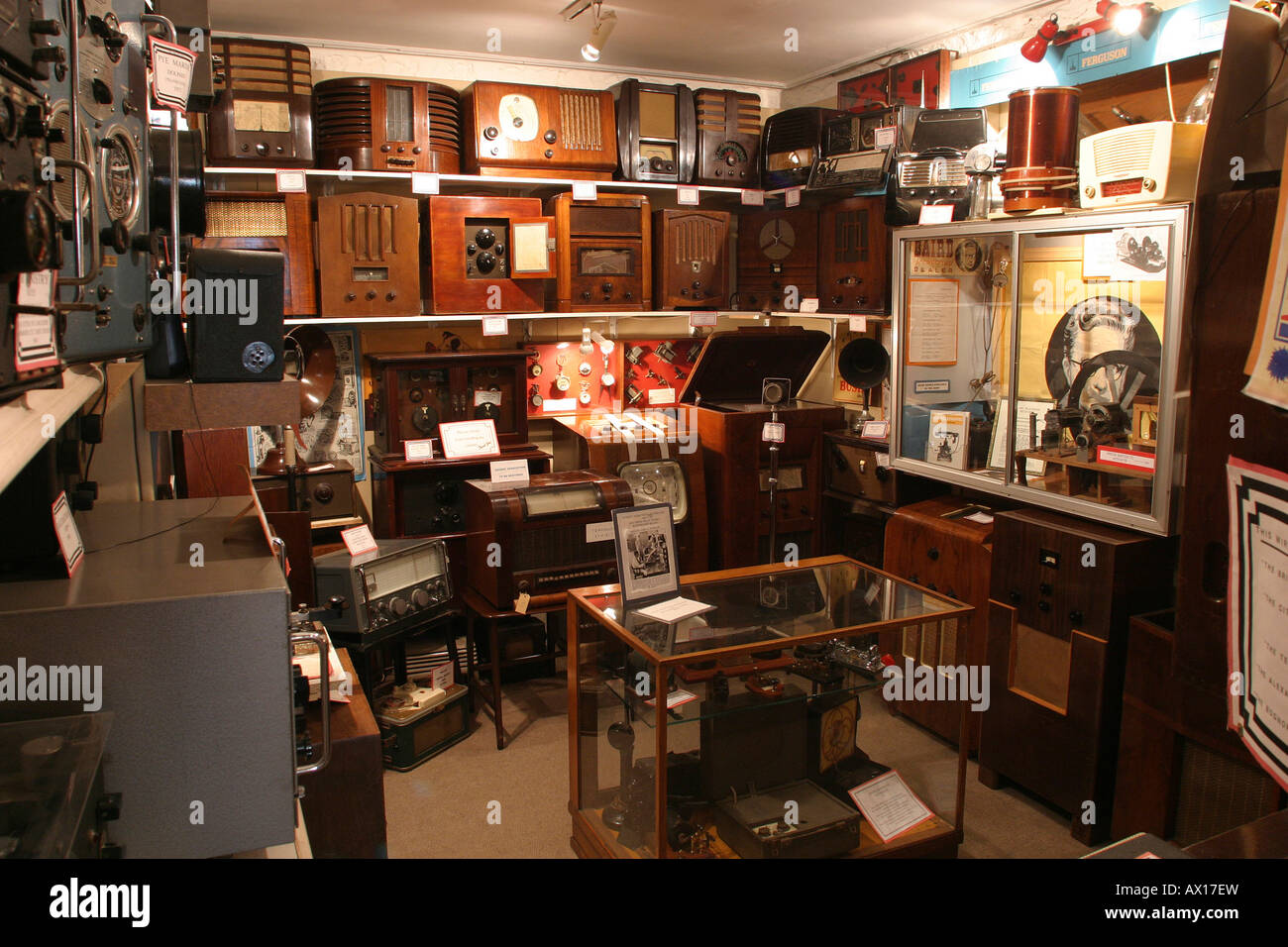 UK West Sussex Bognor Regis Museum Wireless Sammlung Stockfoto
