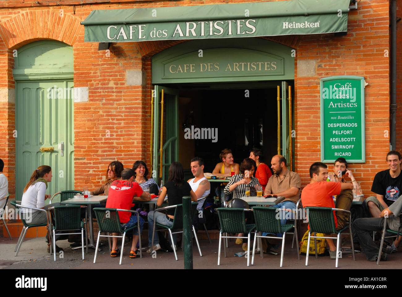 Künstler Café, Place De La Daurade, Toulouse, Midi-Pyrénées, Haut-Garonne, Frankreich Stockfoto