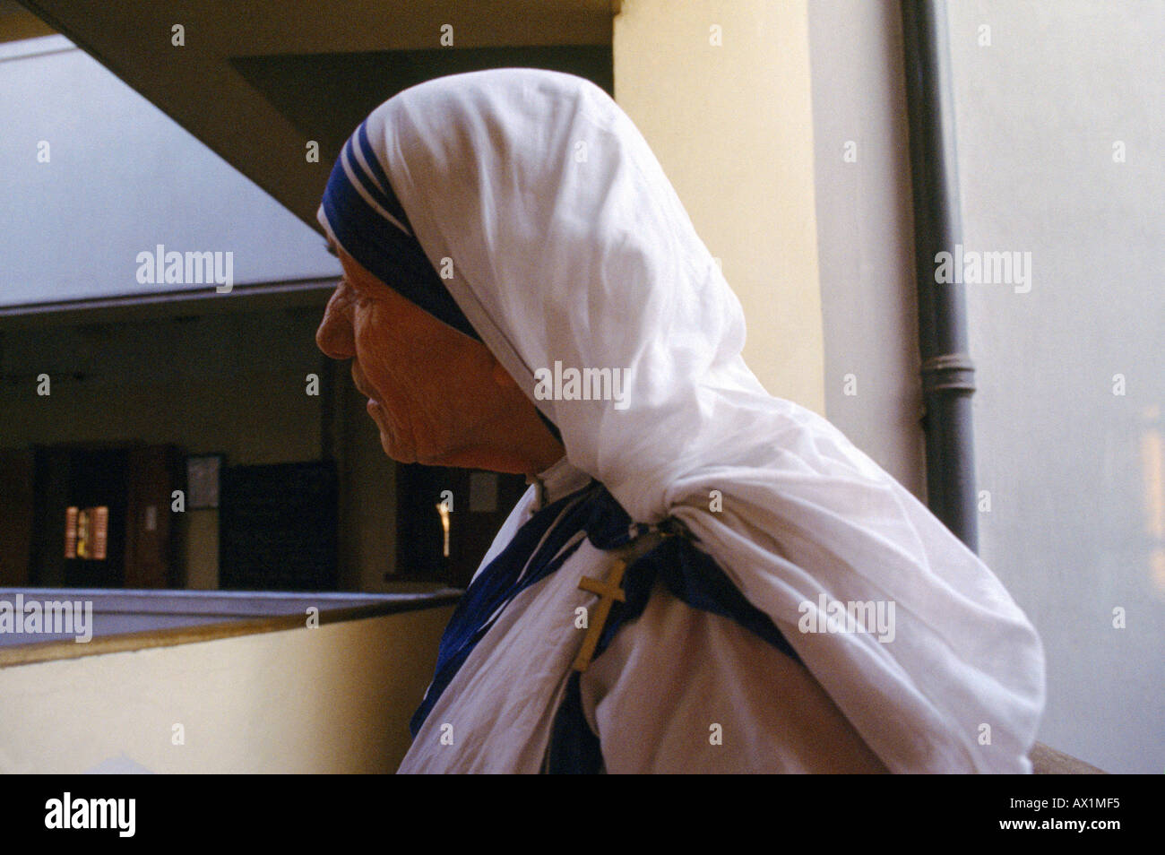 Kolkata Indien Mutter Theresa Blick aus Fenster Stockfoto