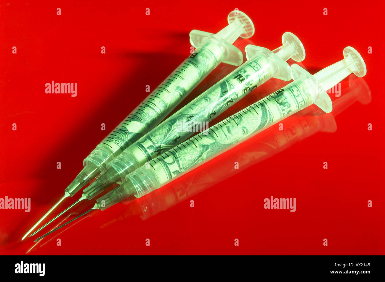 Spritzen mit Bargeld im Inneren BE 1 Stockfoto