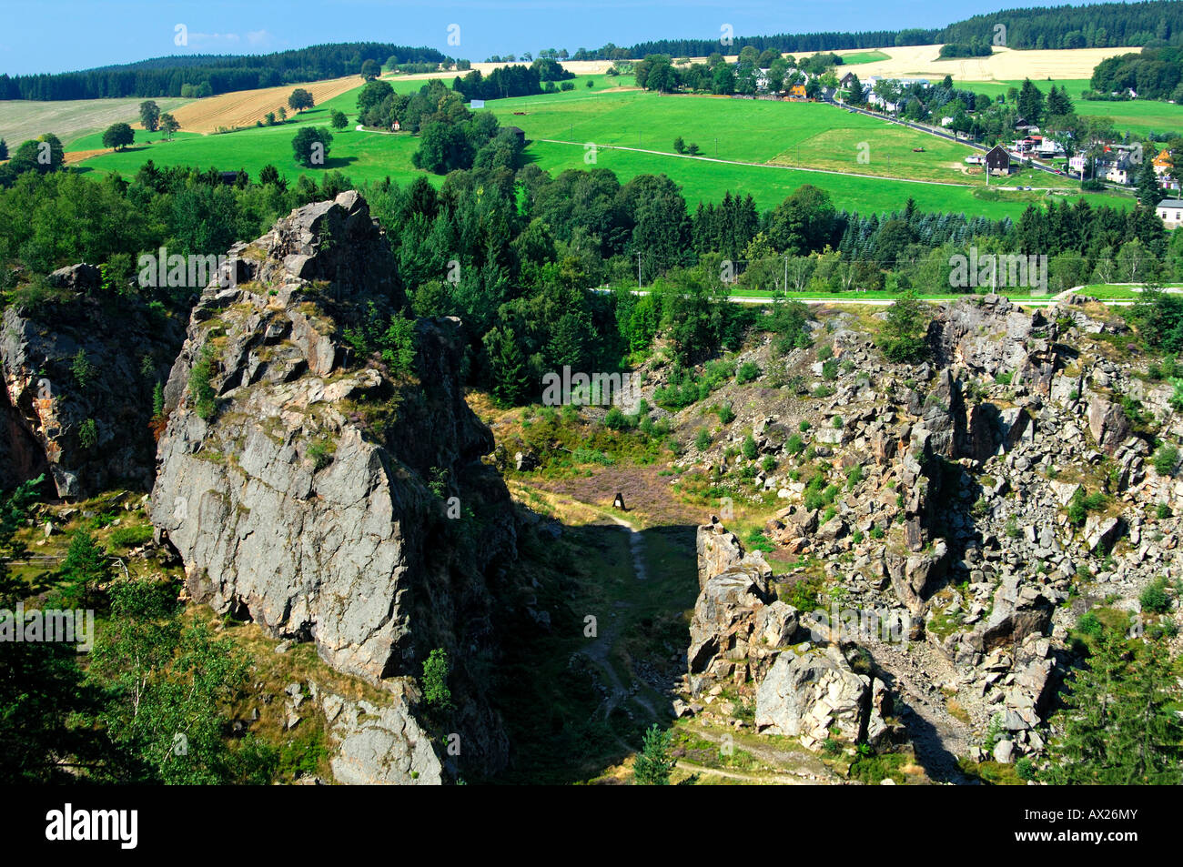 Zusammenbruch Krater eines alten Zinnmine, Geyer, Erzgebirge, Sachsen, Deutschland Stockfoto