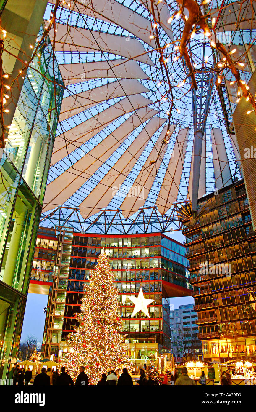 Berlin Potsdamer Platz Sony Center Weihnachten Stockfoto