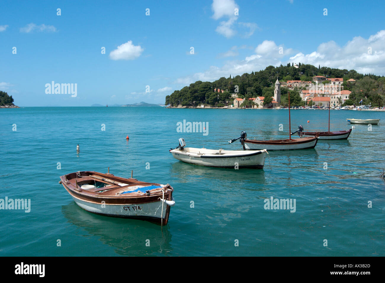 Direkt am Meer in Cavtat, Dubrovnik Riviera, Dalmatien, Kroatien Stockfoto Direkt am Meer in Cavtat, Dubrovnik Riviera, Dalmatien, Kroatien Stockfoto