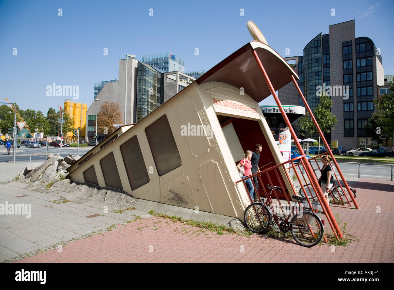 U-Bahnstation Bockenheimer Warte, Frankfurt Am Main, Deutschland Stockfoto